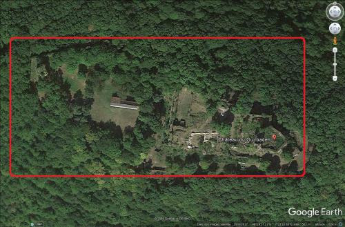 Le château du Guirbaden à Mollkirch en Alsace, Bas-Rhin, lundi 23 avril 2018. (Photo Google Earth le 29 août 2017) (Page 1)
