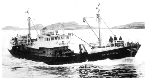 Le RAVENEL, chalutier qui a coulé le 29 janvier 1962 au large de Saint-Pierre et Miquelon, avec 15 marins à bord. (Page 1)