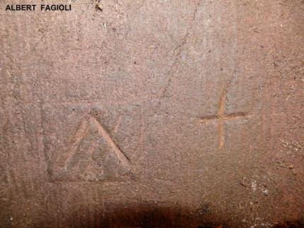 Les escaliers en pierre de la chapelle de Rinting, (En grès des Vosges), 25 et 28 mai 2010. (Albert Fagioli)